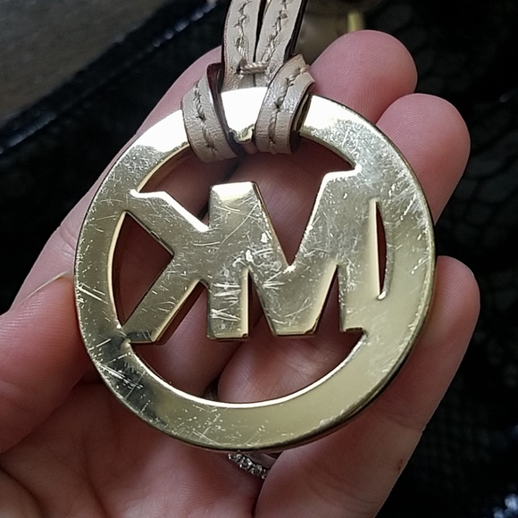 MICHAEL KORS black tote - Picture 6 of 8